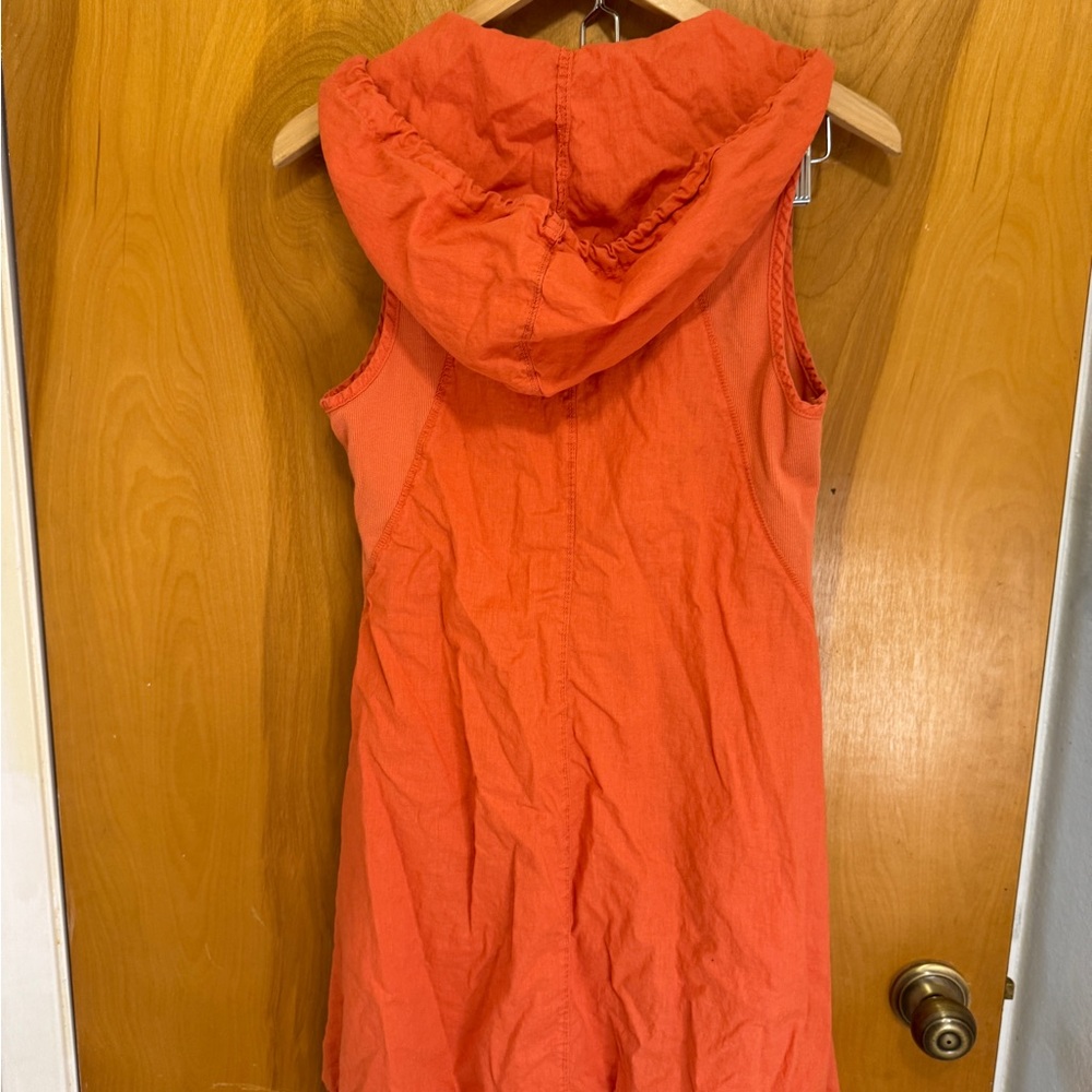 Wearables Sleeveless hooded Coral Dress or swim cover - Picture 3 of 3